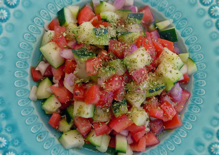 Ma petite salade d’été : concombres et tomates