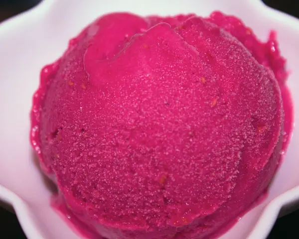 boule de glace rose