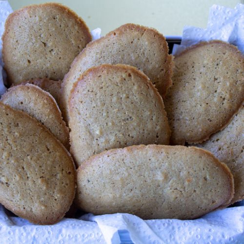 Biscuits Bio Aux Amandes Pour Bebes Line Lisbonne Et Cie