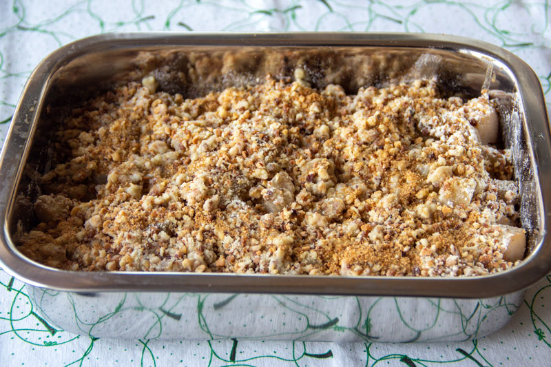 Crumble aux poires et au pralin