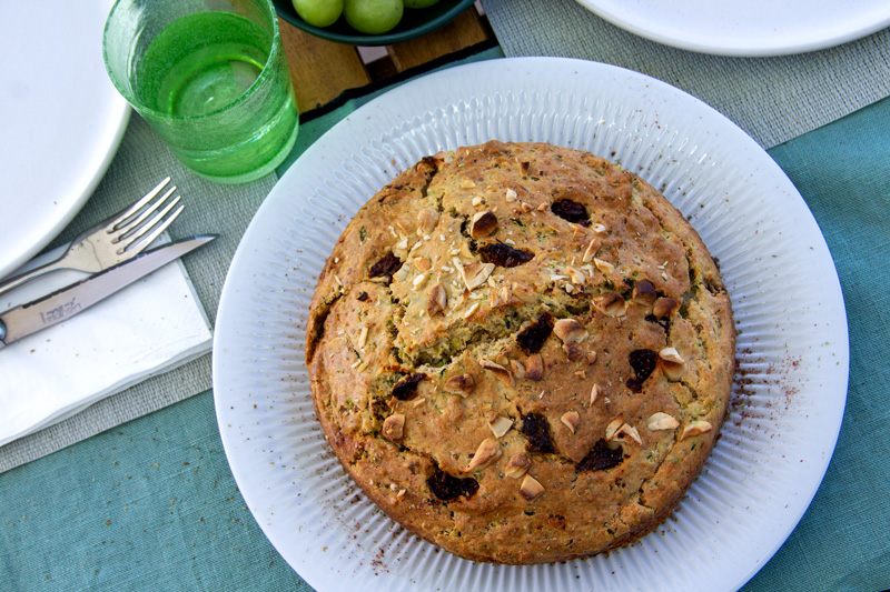 Gâteau aux courgettes et tomates séchées